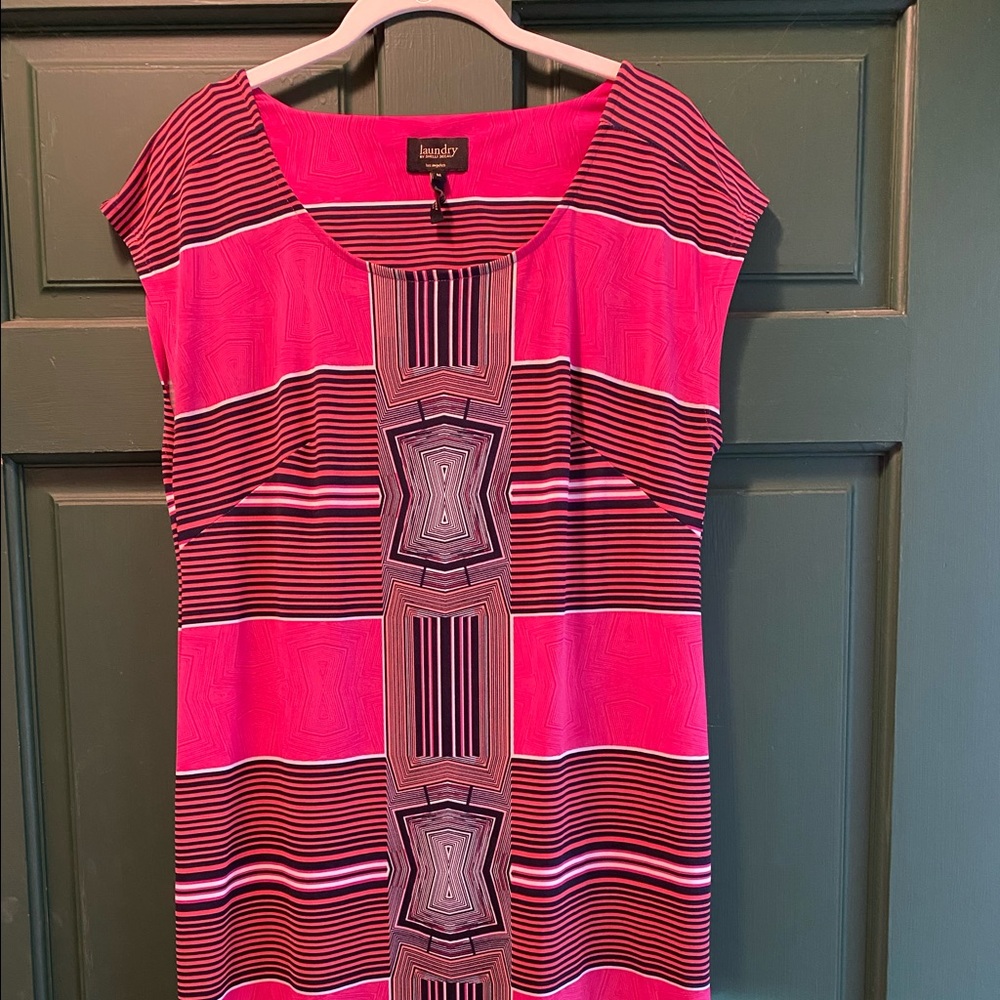 Laundry by Shelli Segal shift dress